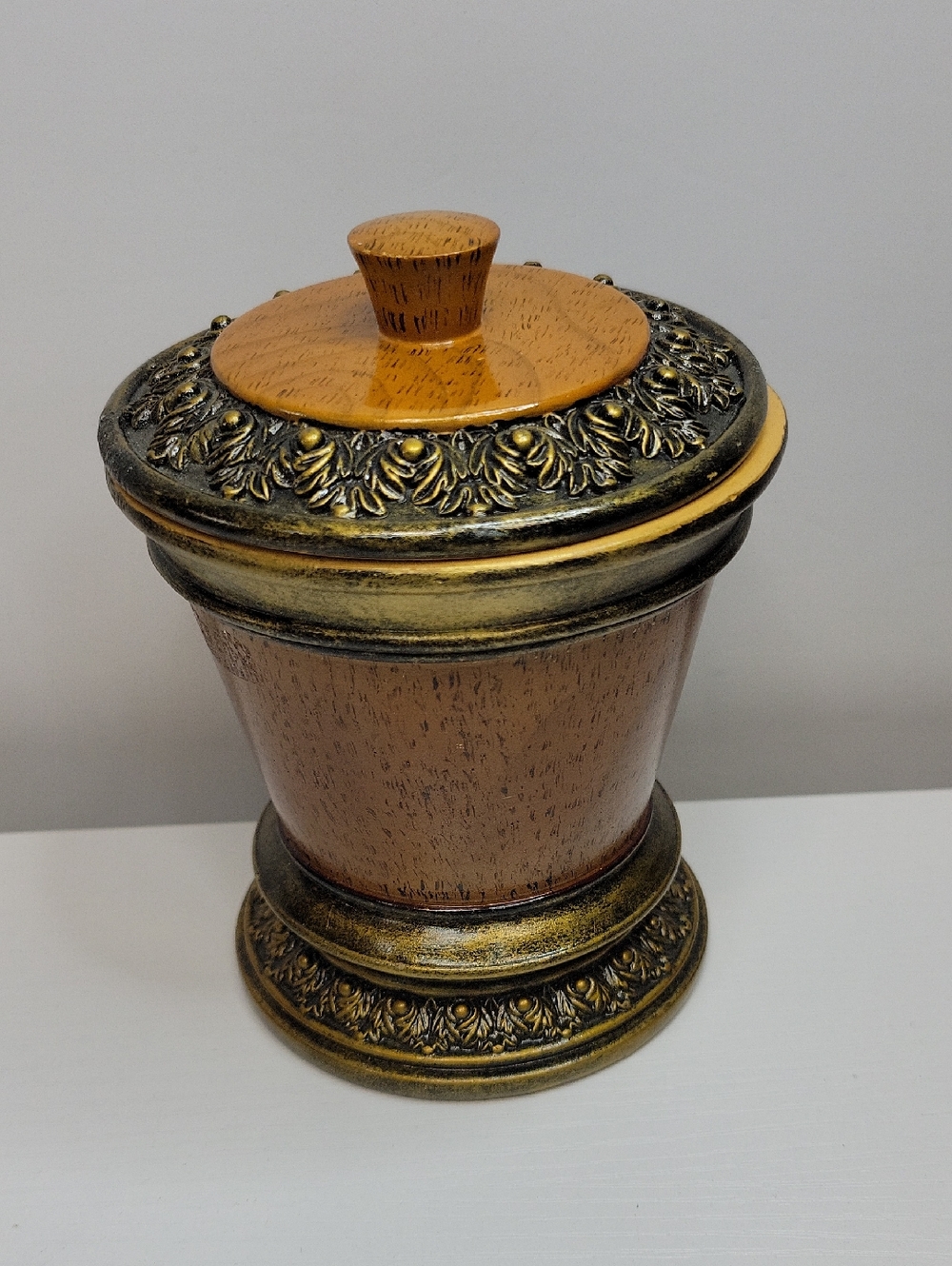 Vintage Wooden Jewelry Trinket Box Filled Earrings - Picture 4 of 4